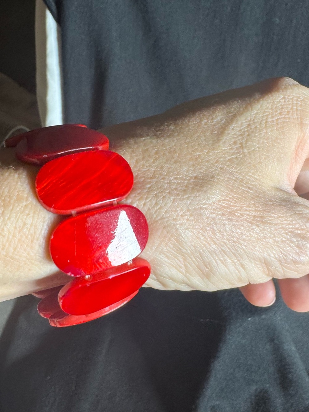 Red Resin Oval Stretch Bracelet - Women Jewelry - Picture 2 of 6
